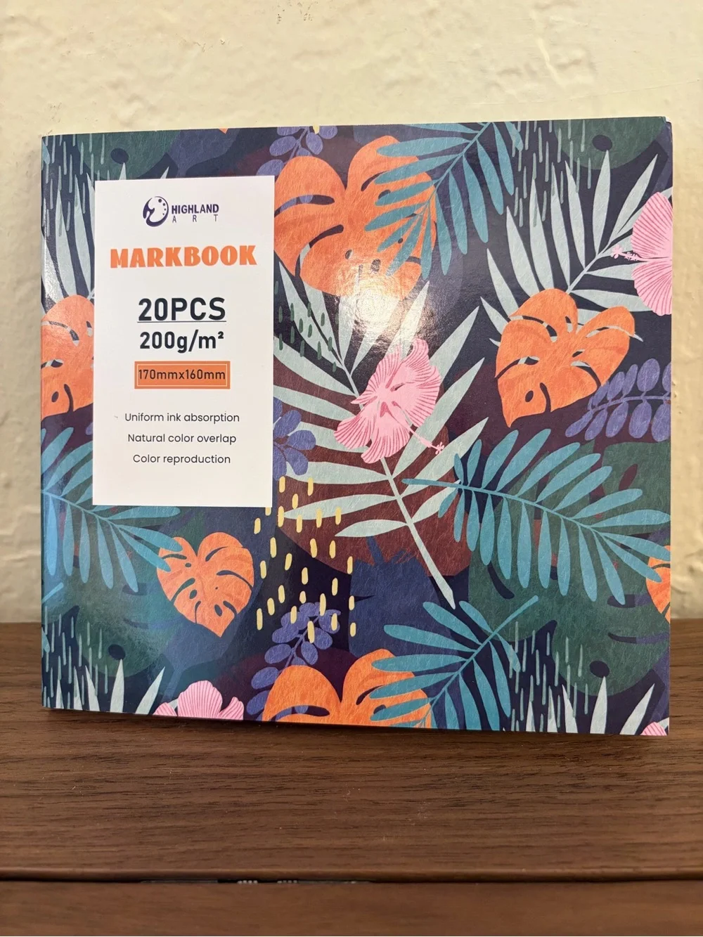 Highland Art Acrylic Marker Pens - Multicolor 28pc + Floral Markbook